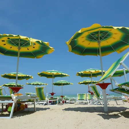 Palazzo Del Mare Int4 Silvi 公寓